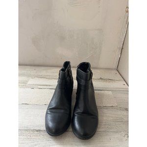 Liz Claiborne woman's black side zip ankle boots with decorative buckle